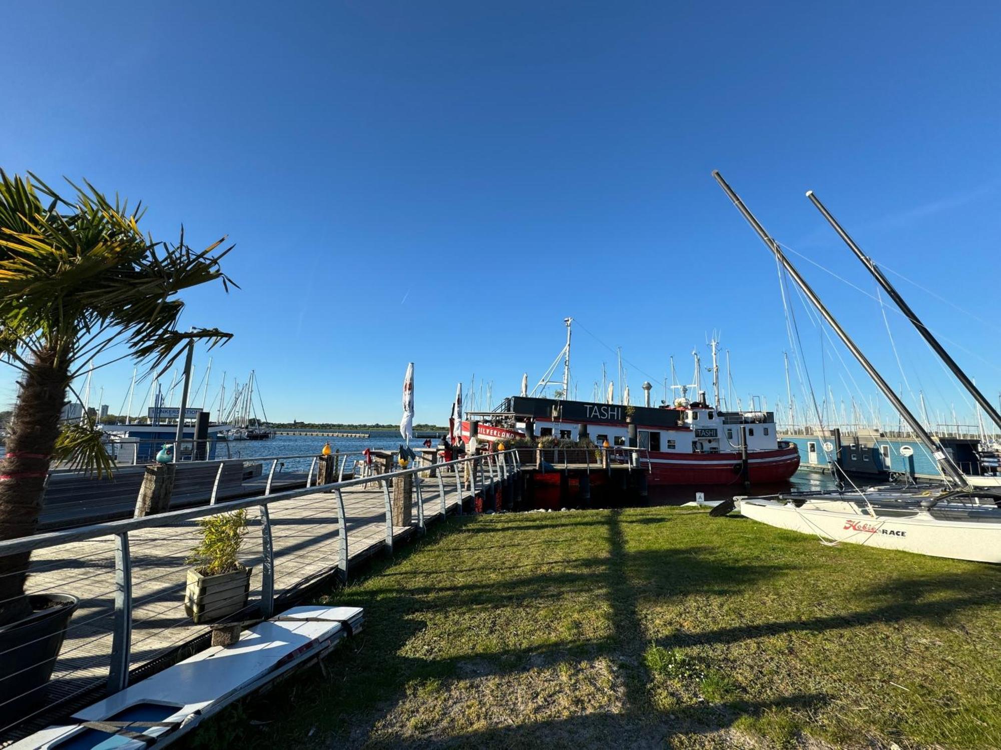 Hausboot Fehmarn Exterior foto
